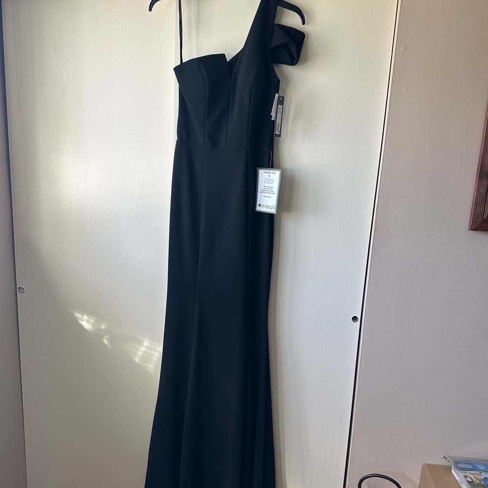 Betsy & Adam One Shoulder A-Line Black  Gown. Size 4. New with tags. Never worn